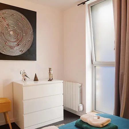 Les Visiteurs Du Soir Holiday home *